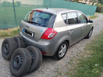Kia Ceed 1.4benzin-Koup.Čr,103000KM,PO SERVISU - 4