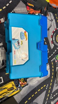 Hot wheels - 4
