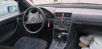 Mercedes Benz Třídy C C 240T - 4