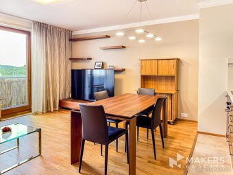 Pronájem bytu 3+kk 77 m² s terasou 30 m², Bratislavská, Prah - 4