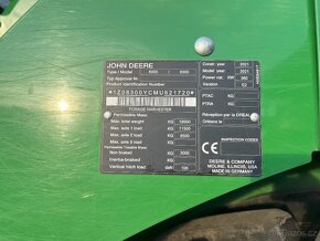 sklízecí řezačka John Deere 8300 - 4