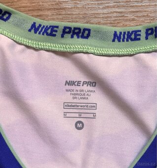 Krásné sportovní dámské tričko Nike vel.M - 4