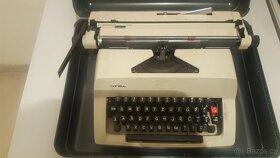 Mechanický psací stroj Consul 2226 - 4