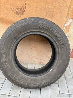 205/70R15 - 4