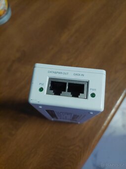 PoE adaptér Tenda - 4