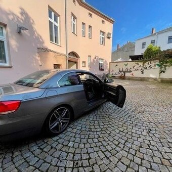 BMW 325i e93 convertible right hand drive - 4