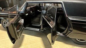 Chrysler Imperial 1966 "Black Beauty" Green Hornet 2011 - 4