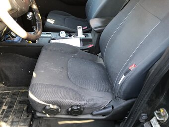 Nissan Navara 2,5 dci 126kw automat - 4