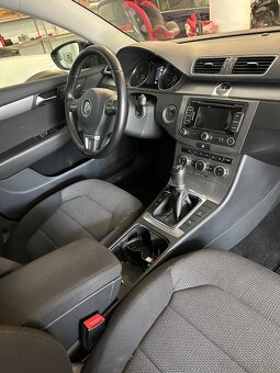 VW PASSAT VARIANT B7 2.0TDI 103KW COMFORT. LED TAŽNÉ NAVI - 4