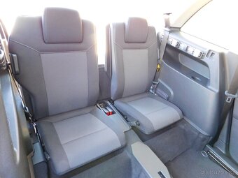 Opel Zafira 1.9 CDTi,,7 míst,,tažné zařízení,,NOVÉ ROZVODY - 4