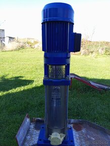 Třífázové nerezové čerpadlo 8m^3/h, 23m -90m. Max - 4