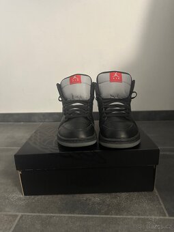 Prodám boty Air Jordan Mid SE - 4