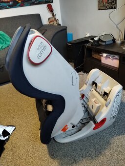 Britax Römer King II - 4