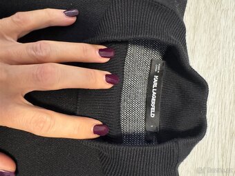 Pončo KARL LAGERFELD - 4