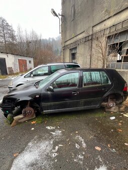 VW Golf 4 na díly celek - 4