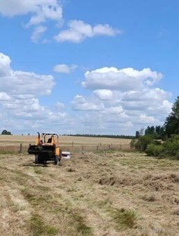 Traktor TIGER 504 bez kabiny včetně předního nakladače - 4