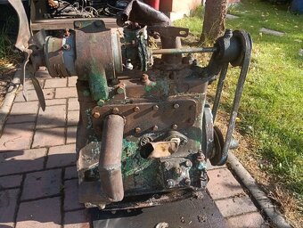 Škoda Popular motor - 4