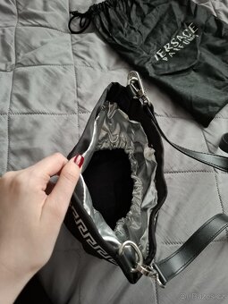 Versace černá kabelka - 4