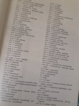 Latinsko-Český slovník r1941 - 4