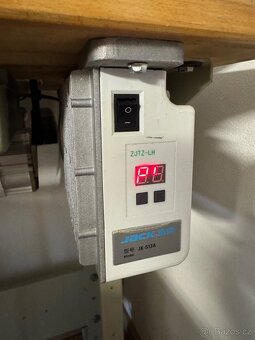 Šicí průmyslový stroj Minerva se servomotorem - 4