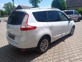 RENAULT GRAND SCENIC - 4