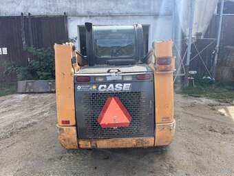 Case SR 210 - 4