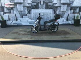 Aprilia SPORTCITY 200i - 4