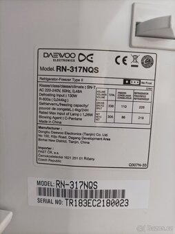 Nerezová kombinovaná chladnička Daewoo - 4