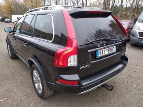 Volvo XC90 D5 AWD Momentum 7 míst - 4