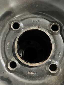 Zimní pneumatiky na diskách 205/55R16 Barum Z Citroen C4 - 4