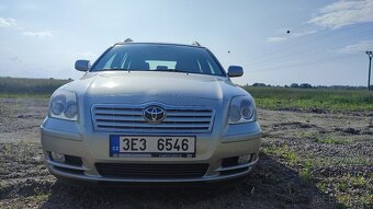 Toyota Avensis 1.8 benzin, r.v. 2004 - 4