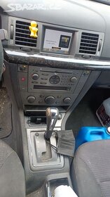 Opel Signum 3.oDTI 24V Y3ODT 130kw.R.v.2003 DÍLY - 4