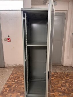 SERVER PC RACK 42U, 42 U, 600x800 - 4