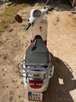 Vespa 125 LX - 4