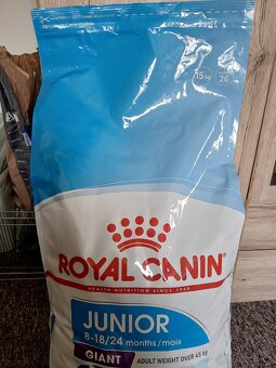 Granule Royal canin giant junior - 4