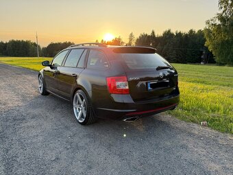 Škoda Octavia Combi RS 2.0 TDI 135 kW DSG - 4