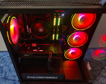 Herní PC | Ryzen 5 5600 | RX 6600-XT | B550 s Wi-Fi |RAM RGB - 4