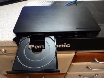 Panasonic DMP-BDT184 4K Ultra HD - 4