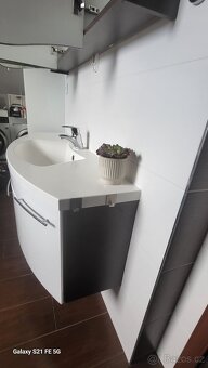 UMYVADLO SE SKŘÍŇKOU+ZRCADLO-KOUPELNOVÁ SESTAVA - VELKÁ - 4