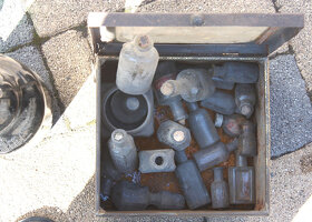 Lahev, lahve, pivní litý nápis, sodovka, lékovky, zavařenina - 4