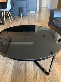 Konferenčnístolek - 4