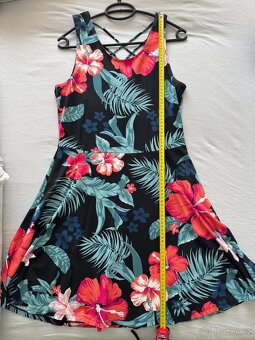 Dámské letní šaty, velikost XL - 4