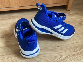 Modré sportovní boty Adidas vel. 38 2/3 - 4