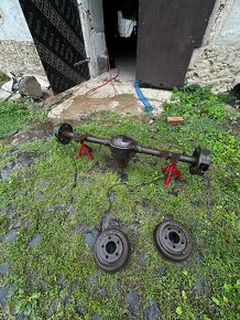 Zadní náprava DANA 35 z Jeepu YJ - 4
