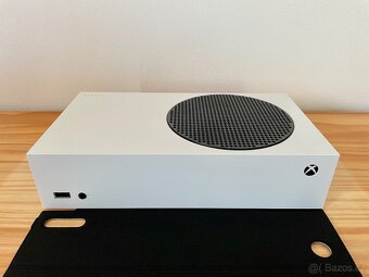 Použitá herní konzole Xbox Series S Robot White - 4