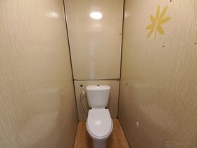 Pronájem bytu 2+1 s balkonem v Chomutově - 4