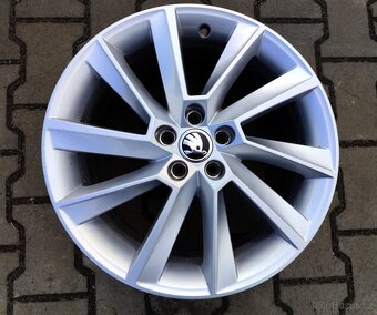 Alu kola originál Škoda Scala, Kamiq 5x100 R17 Stratos - 4