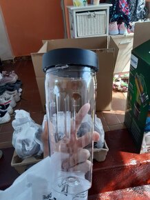 Philips Vysokorychlostní mixér Flip&Juice™ odšťavňovač - 4