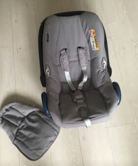 2x Maxi Cosi Cabriofix - 4