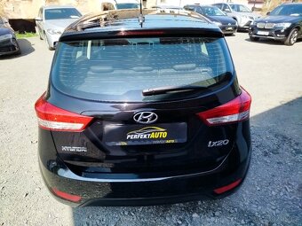 Hyundai ix20 1.4i 66 kW / r.v. 9/2011 / najeto 157.962km - 4